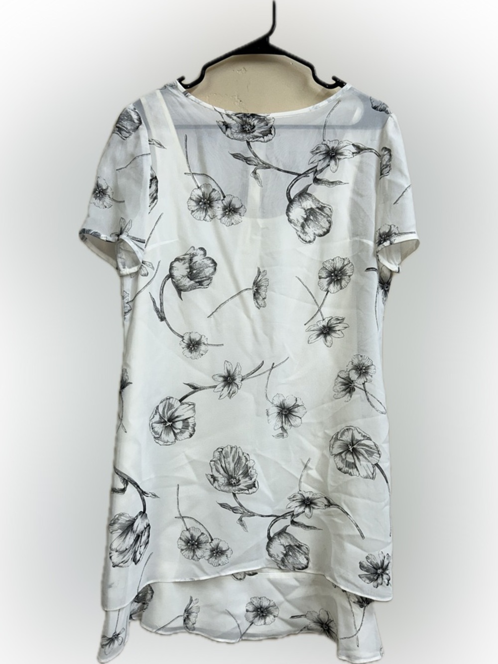 🔥5/$35🔥 White Floral Chiffon Layered Shift Dress | Size M/L - Picture 3 of 8